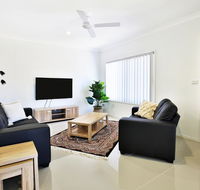 Villa Mare  Culburra - 4 Mins to Beach - Accommodation Rockhampton