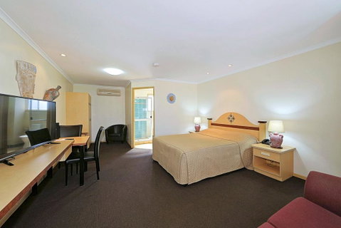 Villa Mirasol Motor Inn - Accommodation Rockhampton 2