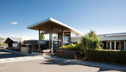 Villa Noosa Hotel - Accommodation Rockhampton 0