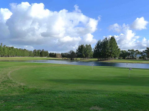 Villa On The Green - Accommodation Rockhampton 3