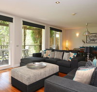 Villas Venticuatro Sleeps 24 Resort Condos located within Cypress Lakes Resort nothing is more central - Accommodation Rockhampton