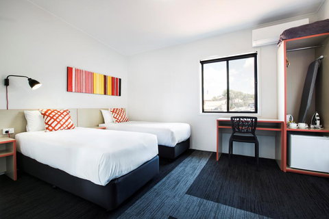 Villawood Hotel - Accommodation Rockhampton 2