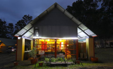 Vineyard Hill Resort - Accommodation Rockhampton 2