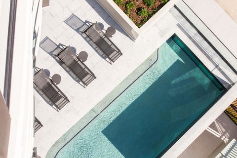 Vue Broadbeach - Accommodation Rockhampton 0