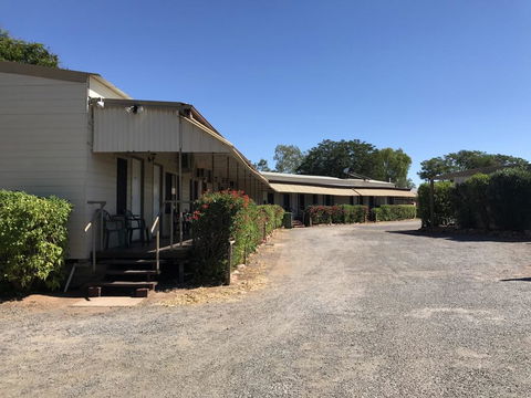 Wagon Wheel Motel - Accommodation Rockhampton 3