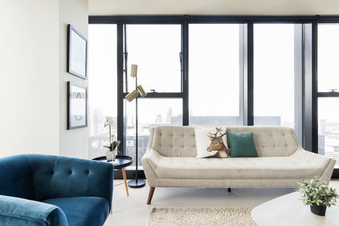 Wake To Eureka Tower Views From Prestigious Collins St - Accommodation Rockhampton 0
