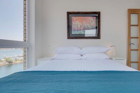 Wake Up To Sydney Harbour - Accommodation Rockhampton 2