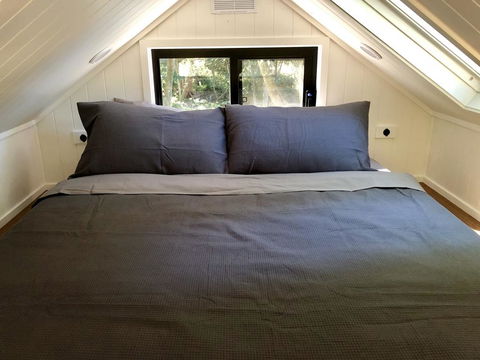 Walden Tiny House - Accommodation Rockhampton 3