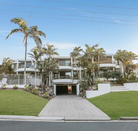Walk to the beach Sunshine Beach - Accommodation Rockhampton