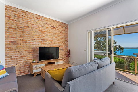 Wallawa Road 2/35A - Accommodation Rockhampton 2