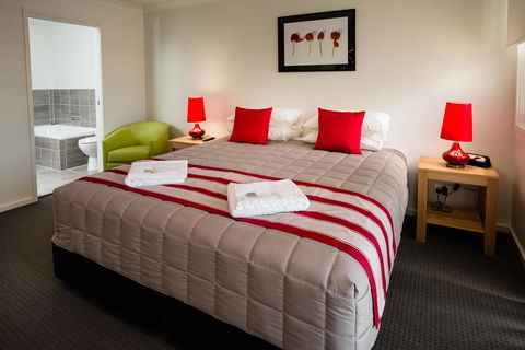 Wallsend Executive Apartments - Accommodation Rockhampton 0