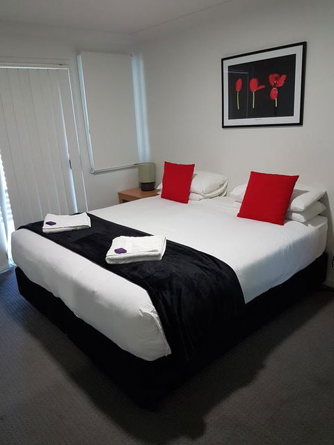 Wallsend Executive Apartments - Accommodation Rockhampton 3