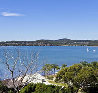 Wanda Point House - Tranquil Elegant  Dog Friendly