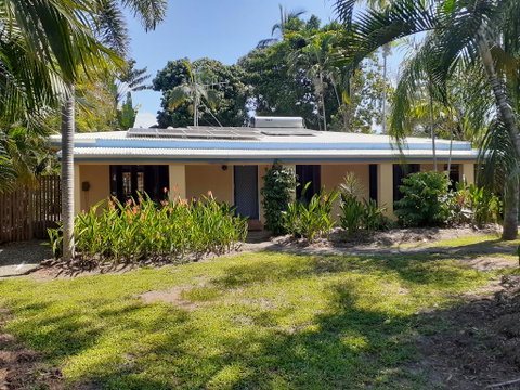 Wandering Palms - Accommodation Rockhampton 0