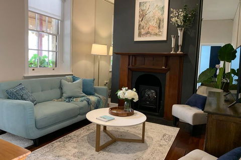 Warders Cottage: Iconic Cottage In The Heart Of Freo - Accommodation Rockhampton 2