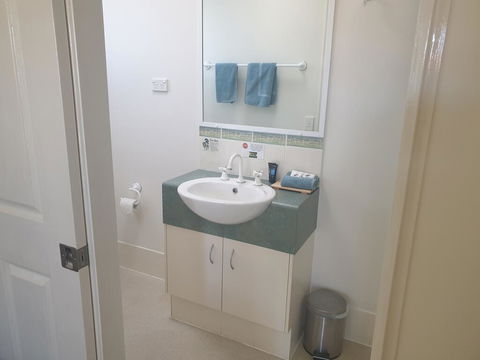 Warrego Motel - Accommodation Rockhampton 3