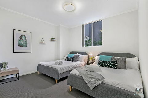 WARRICK FRAM 3 BEDS APT FREE PARKING WALK TO WESTFIELD CLOSE TO HOSPITAL NWF003 - Accommodation Rockhampton 2