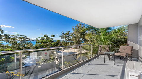 Water Views On Wallawa - Accommodation Rockhampton 3