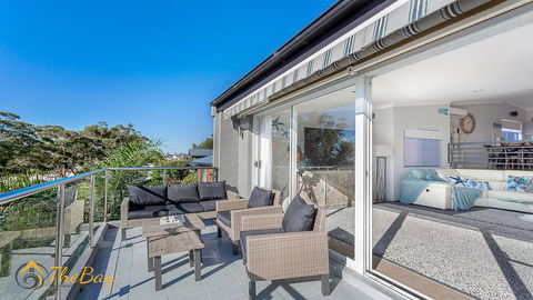 Water Views On Wallawa - Accommodation Rockhampton 2