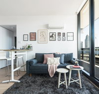 Waterfront apt on Mel Collins Street3 - Accommodation Rockhampton