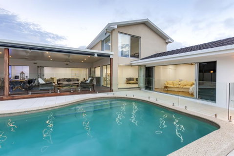 Waterfront Entertainer - Accommodation Rockhampton 3