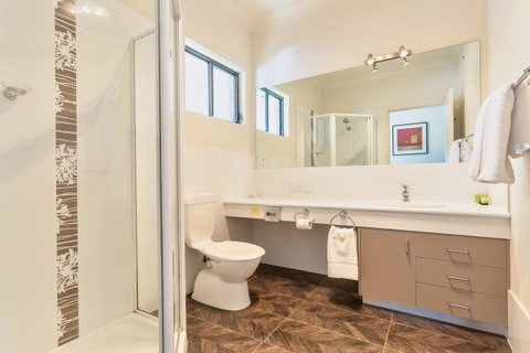 Blazing Stump Motel & Suites - Accommodation Rockhampton 14