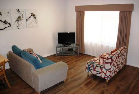 Blazing Stump Motel & Suites - Accommodation Rockhampton 29