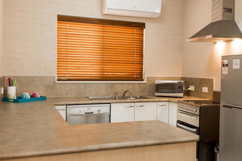Blazing Stump Motel & Suites - Accommodation Rockhampton 30