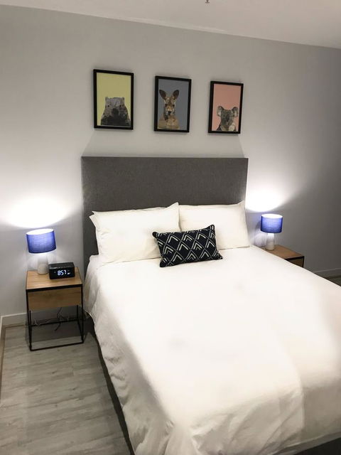 Flinders Luxury Penthouse - Accommodation Rockhampton 6