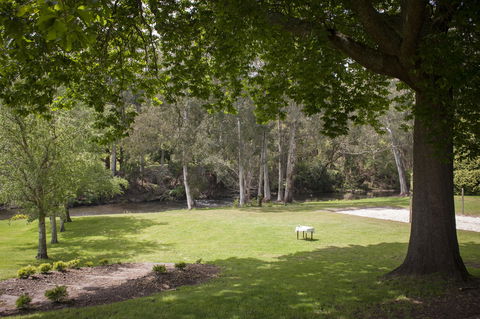 Oscar\'s On The Yarra - Accommodation Rockhampton 6