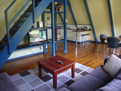 The A-Frame - Accommodation Rockhampton 8