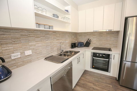 Amber Mist Villa Two - Accommodation Rockhampton 16