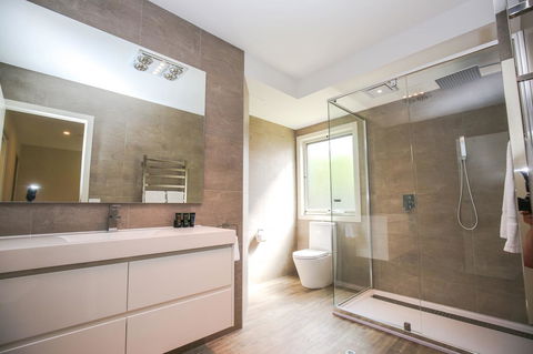 Amber Mist Villa Two - Accommodation Rockhampton 10