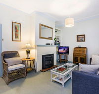 Edge17 Port Fairy Wharf - Accommodation Rockhampton