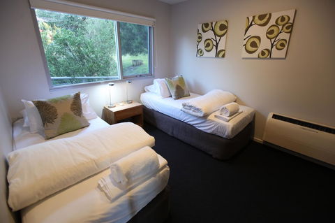 Lorne Luxury - Accommodation Rockhampton 6