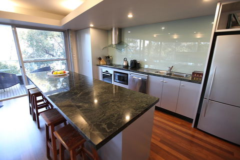 Lorne Luxury - Accommodation Rockhampton 11