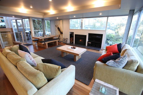 Lorne Luxury - Accommodation Rockhampton 8