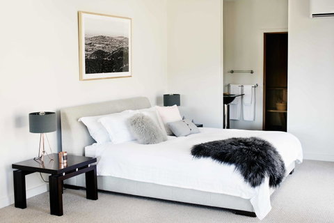 Polperro Villas - Accommodation Rockhampton 15