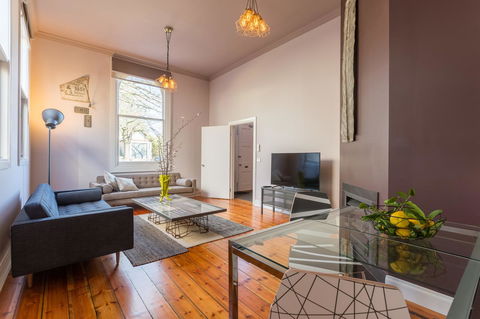 The Old Mechanics - Accommodation Rockhampton 2