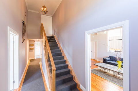 The Old Mechanics - Accommodation Rockhampton 8