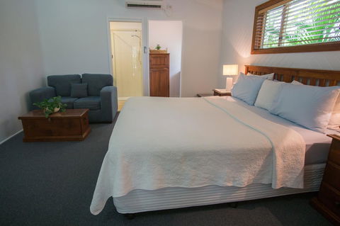 Debbie\'s Place - Accommodation Rockhampton 21