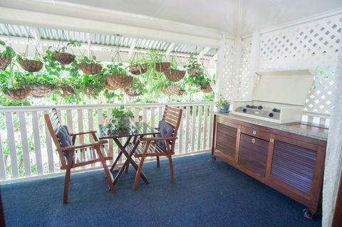 Debbie\'s Place - Accommodation Rockhampton 33