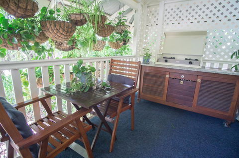 Debbie\'s Place - Accommodation Rockhampton 32