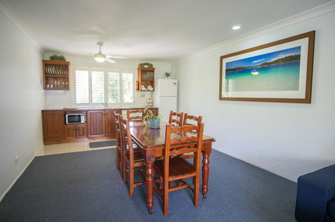 Debbie\'s Place - Accommodation Rockhampton 28