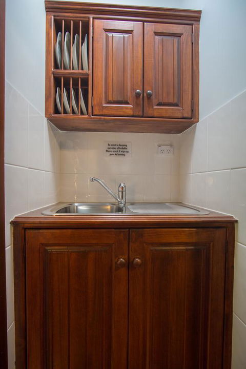 Debbie\'s Place - Accommodation Rockhampton 36