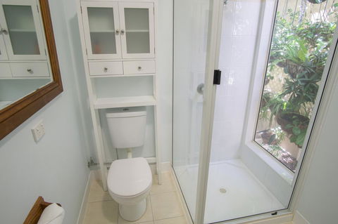 Debbie\'s Place - Accommodation Rockhampton 43
