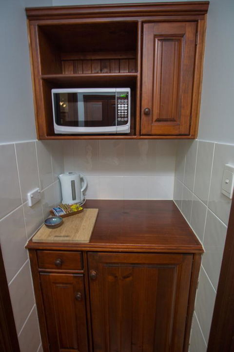 Debbie\'s Place - Accommodation Rockhampton 35