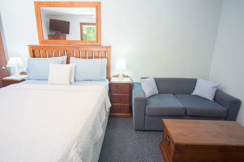 Debbie\'s Place - Accommodation Rockhampton 2