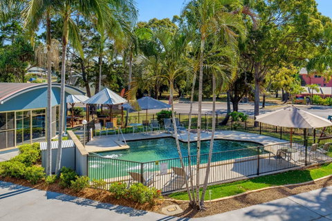 Rainbow Getaway Holiday Apartments - Accommodation Rockhampton 0