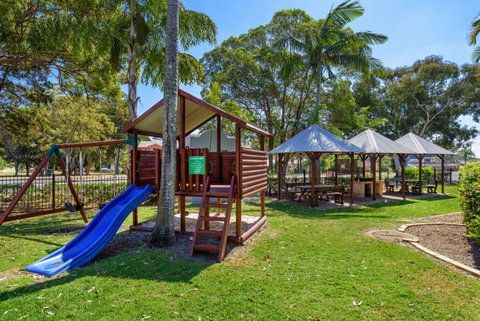 Rainbow Getaway Holiday Apartments - Accommodation Rockhampton 15